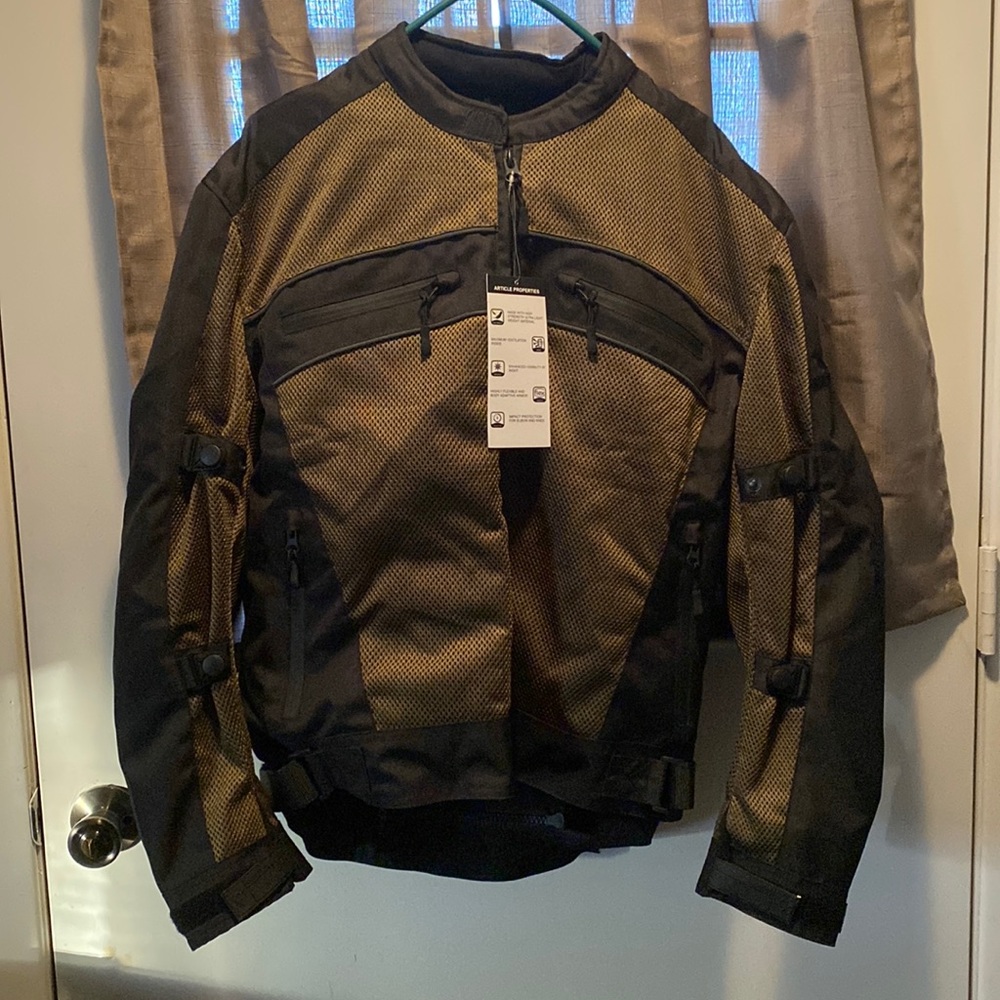 Mens riding jacket! Viking cycle. Olive green & black. Size medium.